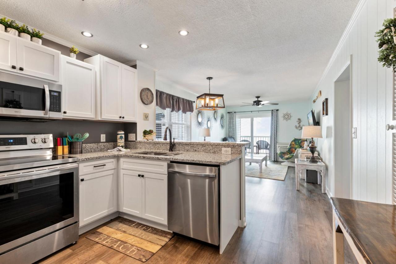 Bright And Sunny Condo With Stunning Oceanfront マートルビーチ エクステリア 写真