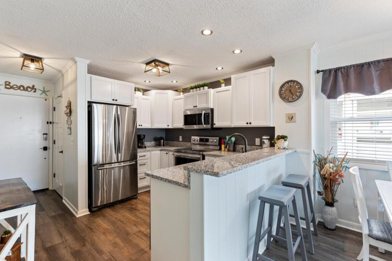 Bright And Sunny Condo With Stunning Oceanfront マートルビーチ エクステリア 写真